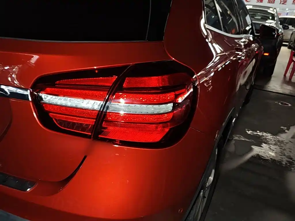 Mercedes-Benz GLA 2018 — фото 8