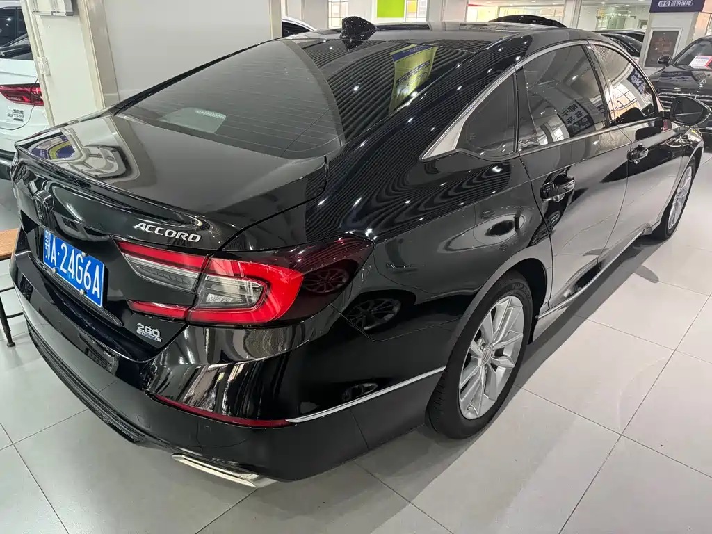 Honda Accord 2022 — фото 4