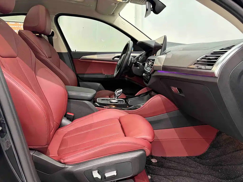 BMW X4 2022 — фото 14