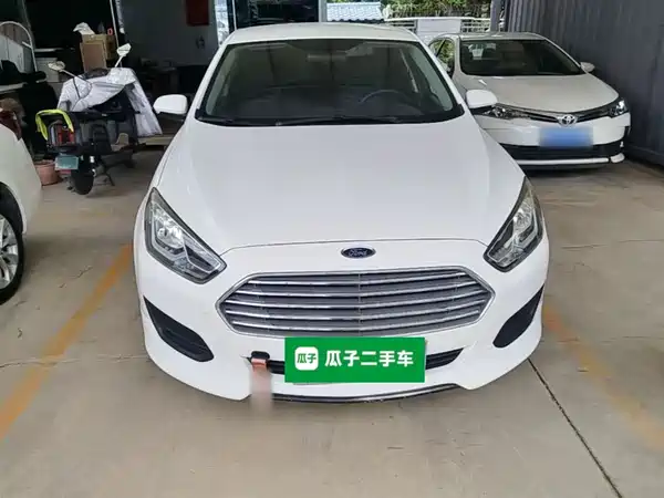 Ford Escort 2019