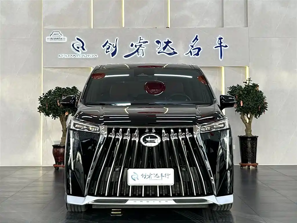 GAC Motor Trumpchi M8 2024 — фото 2