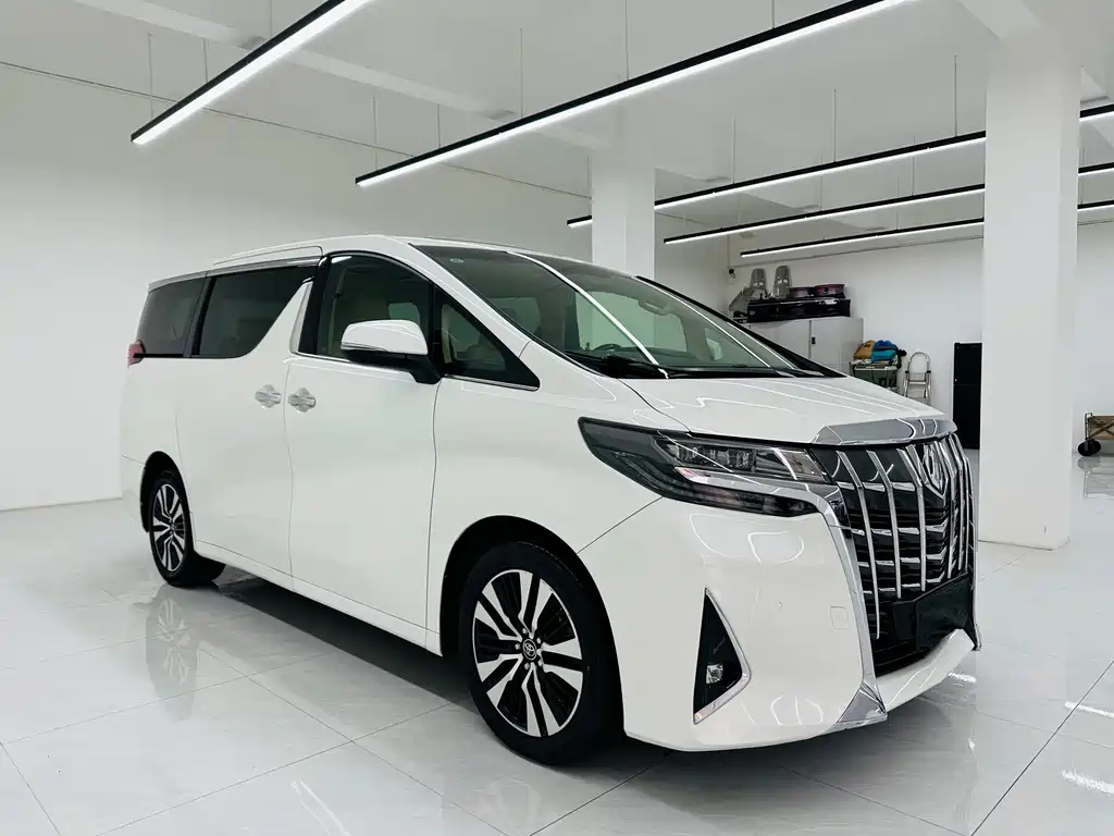 Toyota Alphard 2018 — фото 3
