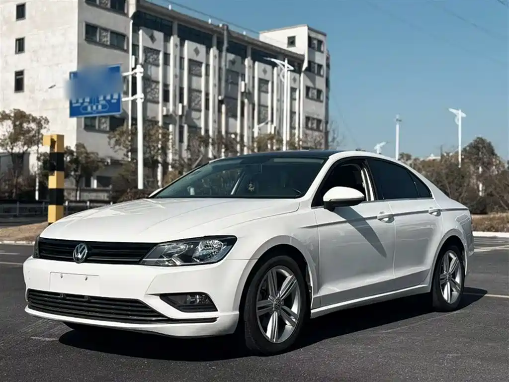 Volkswagen Lamando 2015