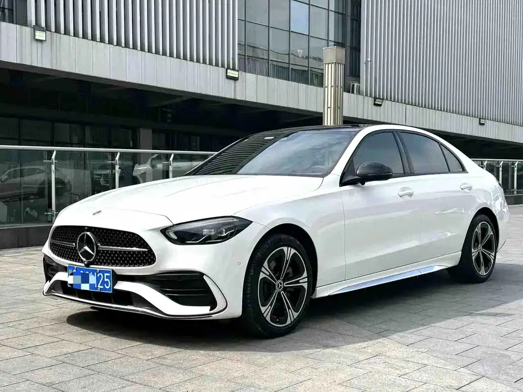 Mercedes-Benz C-Class 2022