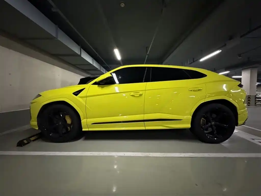 Lamborghini Urus 2019 — фото 3