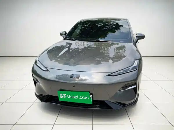 Geely Galaxy E8 2024