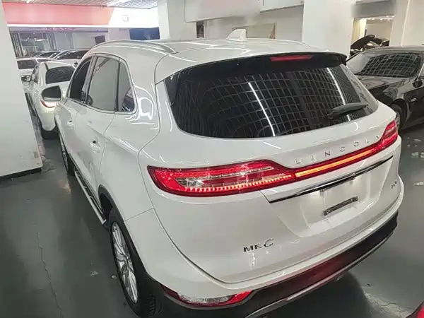 Lincoln MKC 2019