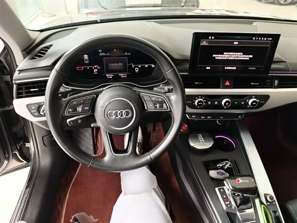 Audi A4L 2020 — фото 11