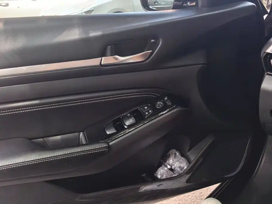 Nissan Teana 2021