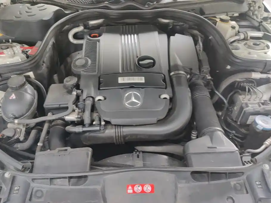 Mercedes-Benz E-Class 2014 — фото 10