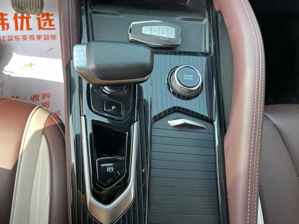 Geely Xingyue L 2023 — фото 10