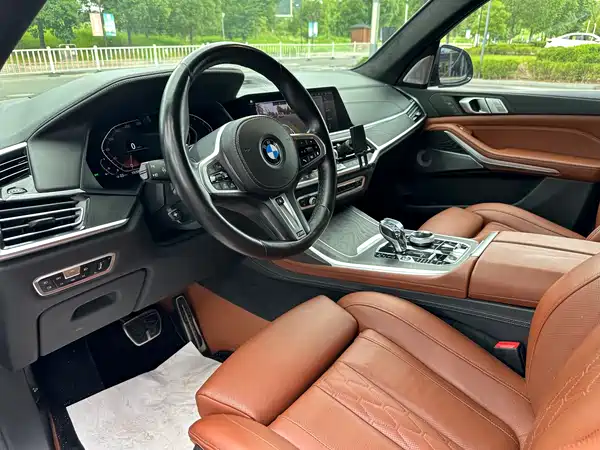 BMW X7 2019