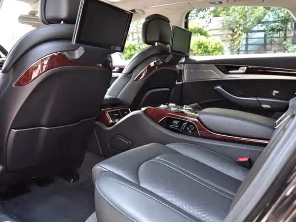 Audi A8 2012