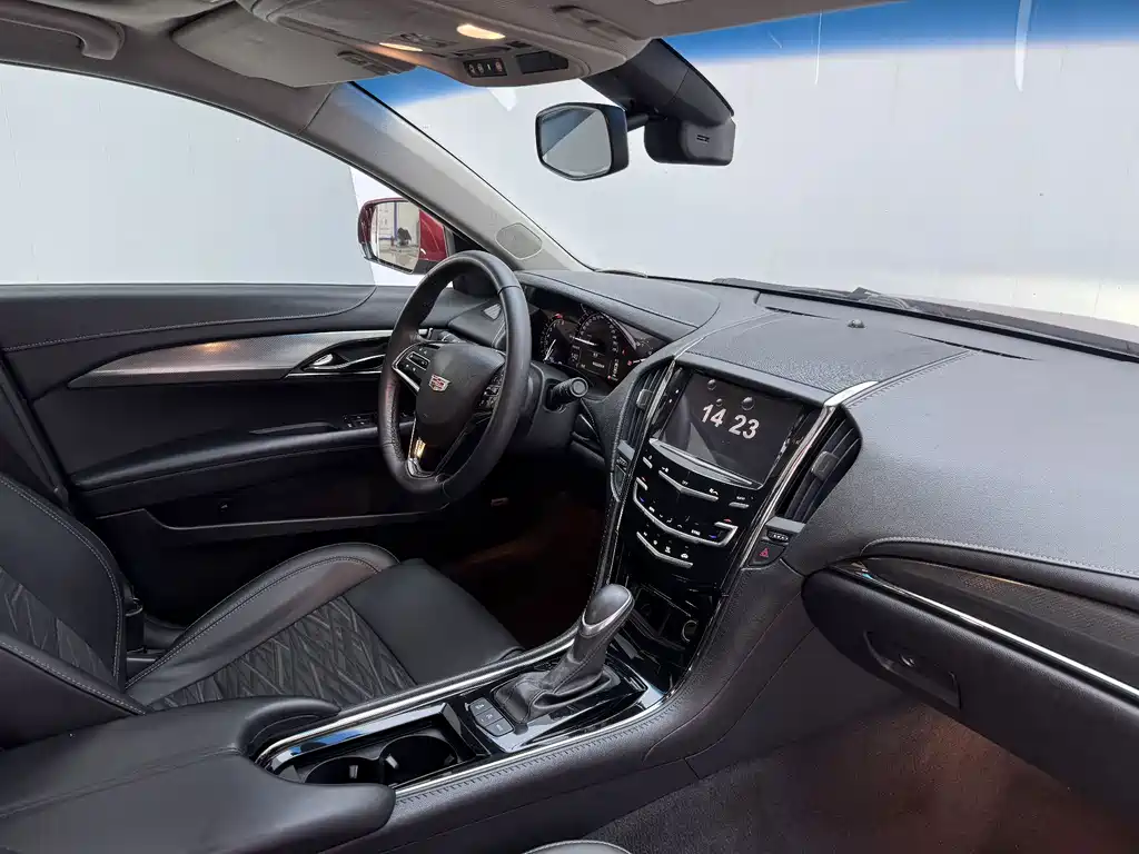 Cadillac ATS-L 2018 — фото 10