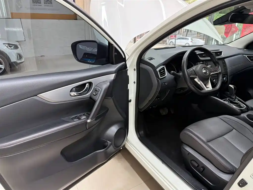 Nissan Qashqai 2023 — фото 8