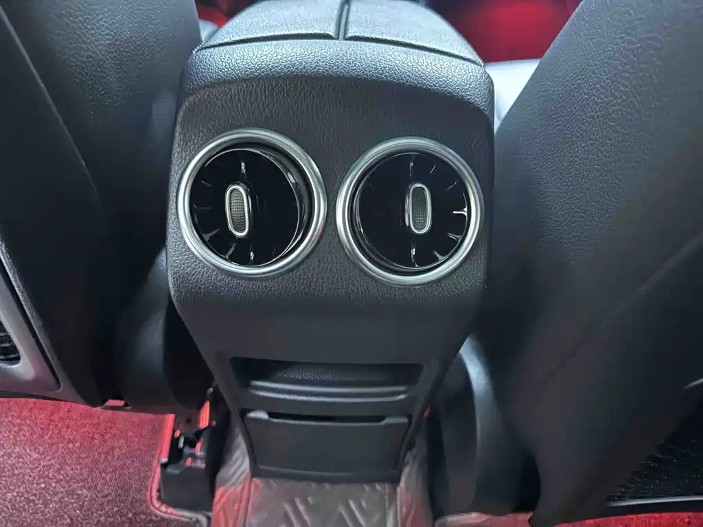 Mercedes-Benz GLB 2020 — фото 17
