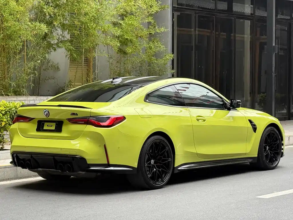 BMW M4 2023 — фото 9