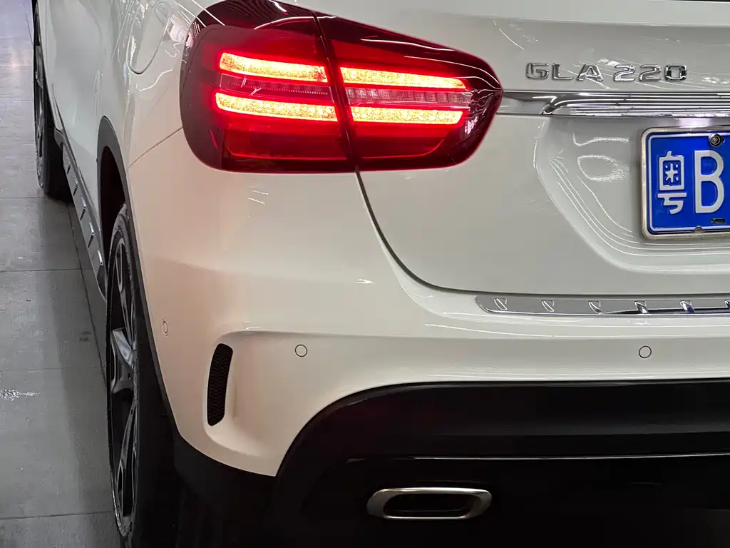 Mercedes-Benz GLA 2018 — фото 33