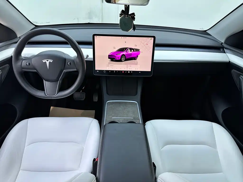 Tesla Model Y 2022 — фото 7
