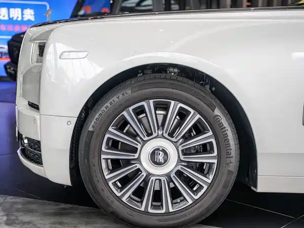 Rolls-Royce Phantom 2019