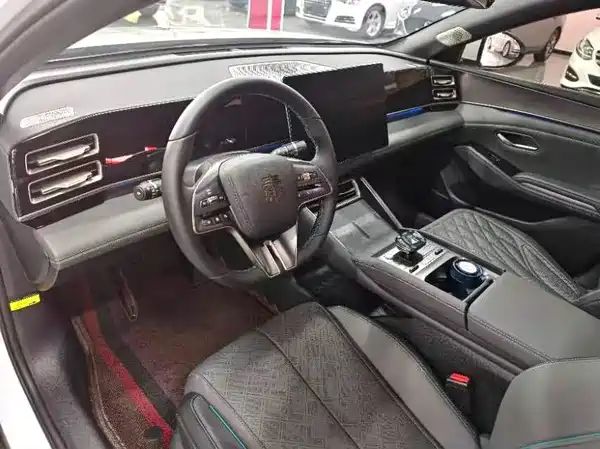BYD Qin L 2025