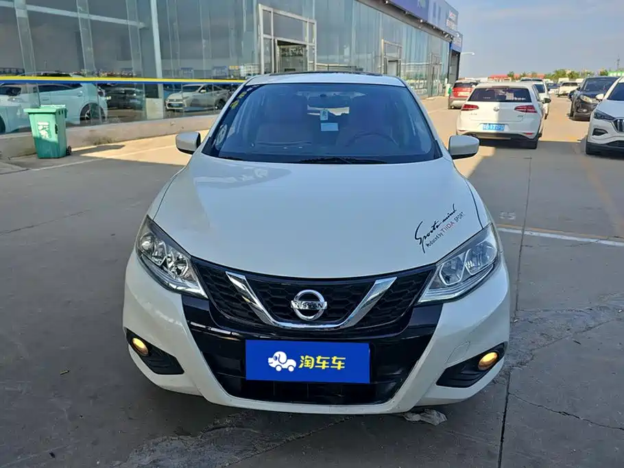 Nissan Tiida 2016