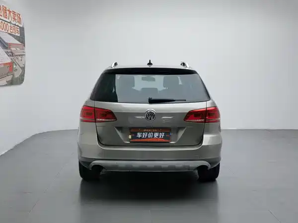 Volkswagen Magotan 2015