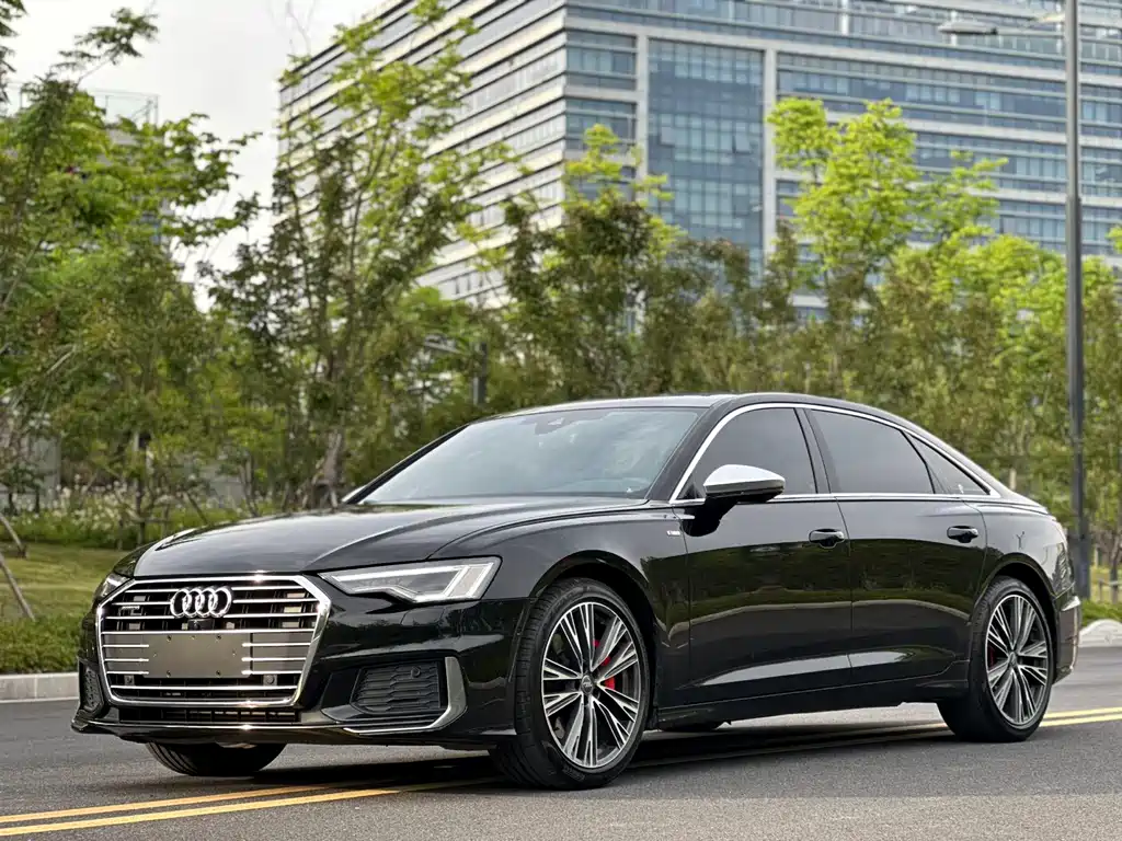 Audi A6L 2020 — фото 1