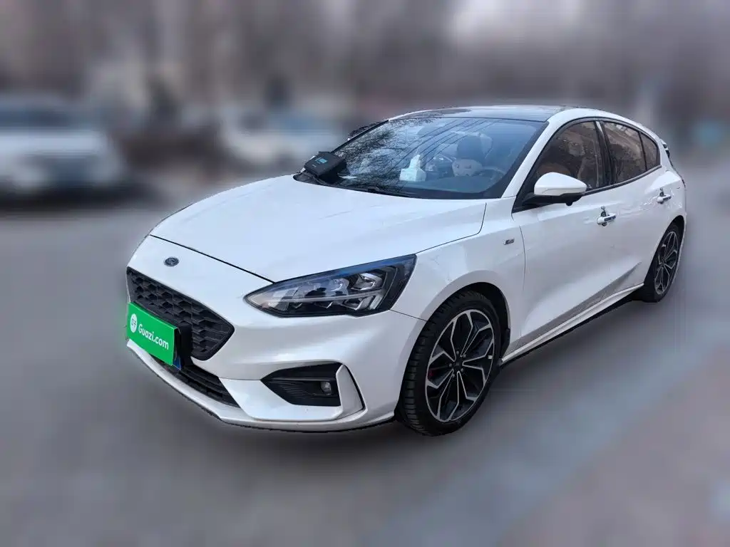 Ford Focus 2020 — фото 2