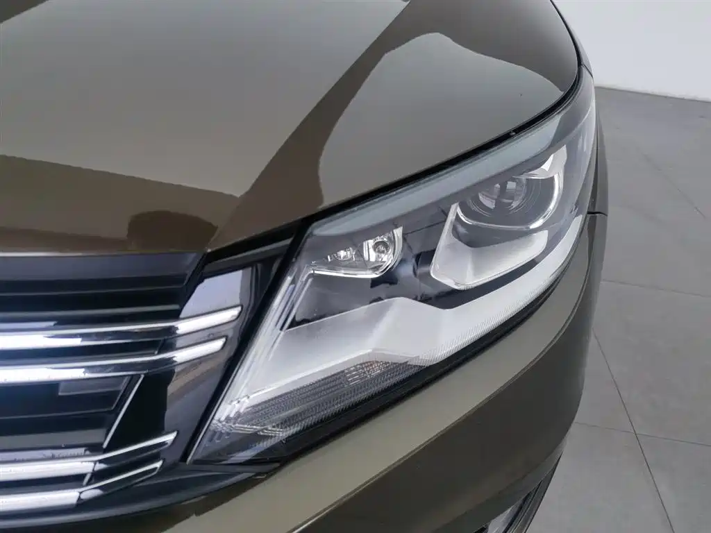 Volkswagen Tiguan 2016 — фото 7