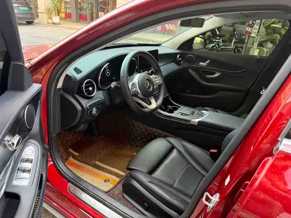 Mercedes-Benz C-Class 2020