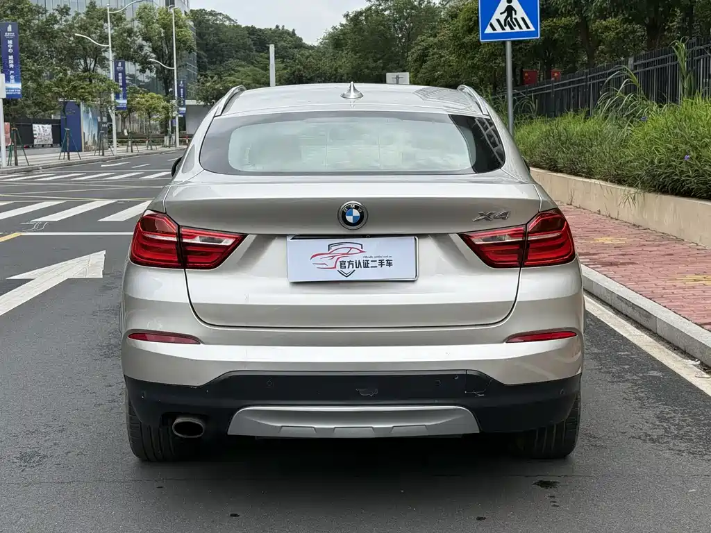BMW X4 2015 — фото 16