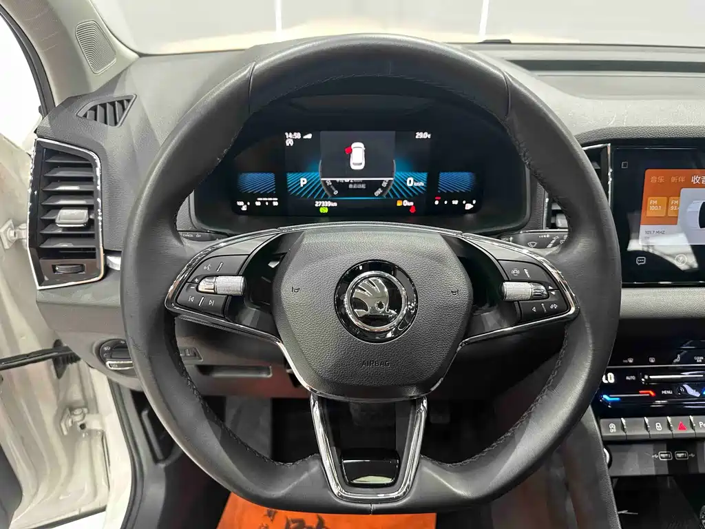 Skoda Korok 2022 — фото 10