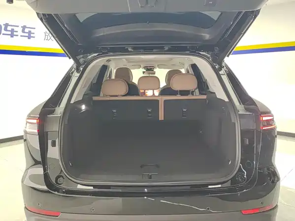 Chery Tiggo 8L 2025