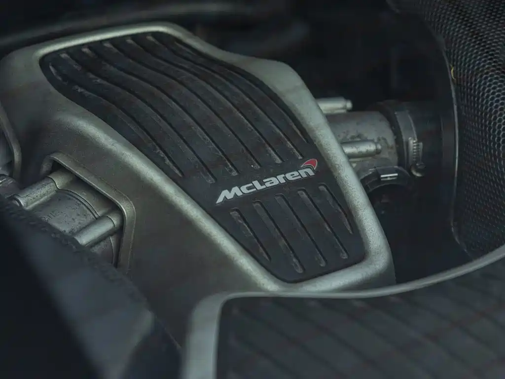 McLaren 12C 2014 — фото 10