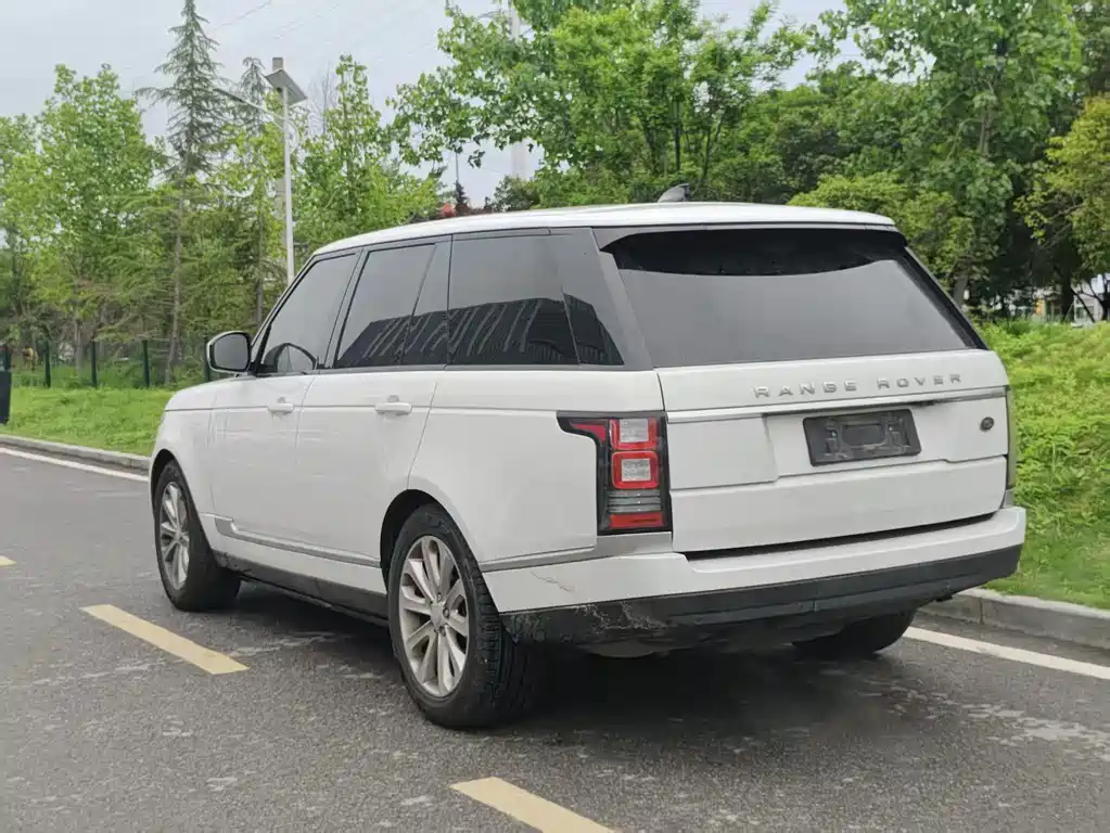 Land Rover Range Rover 2018 — фото 11