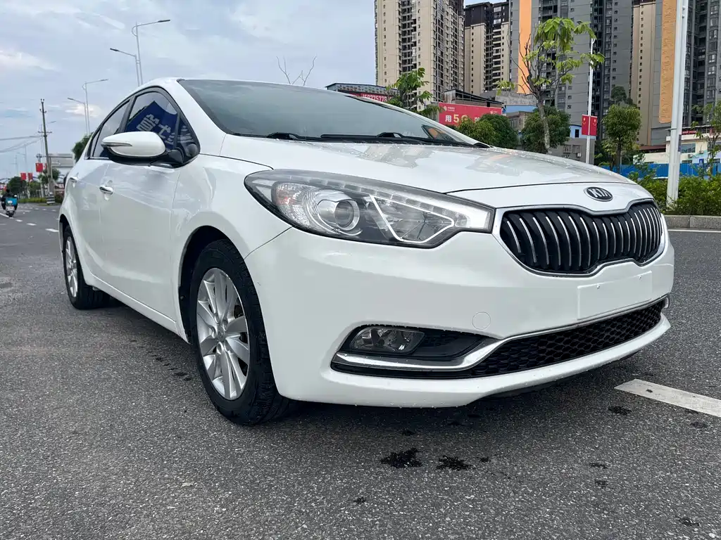 Kia K3 2013