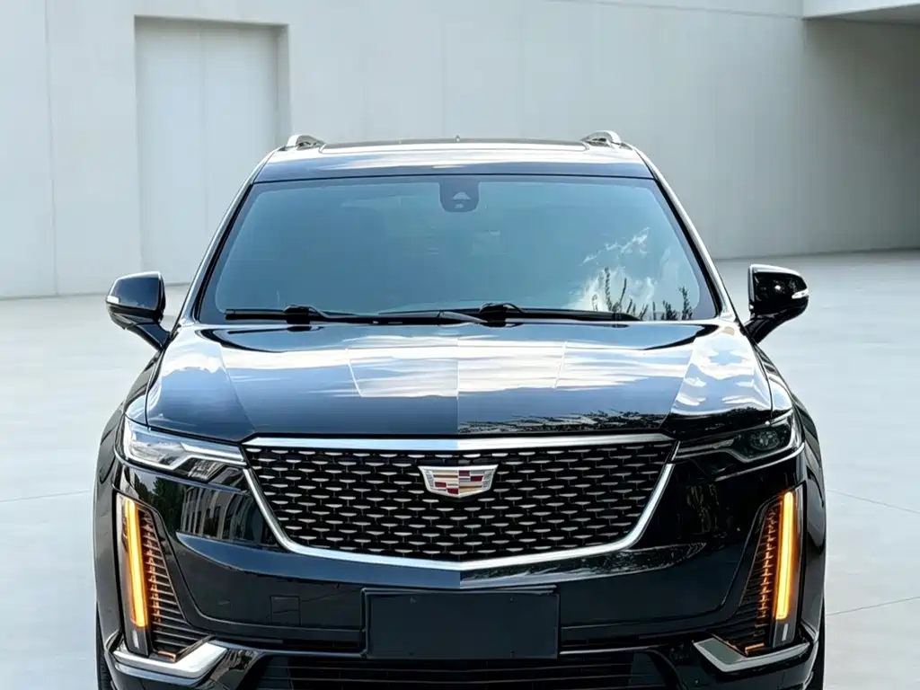 Cadillac XT6 2020 — фото 3