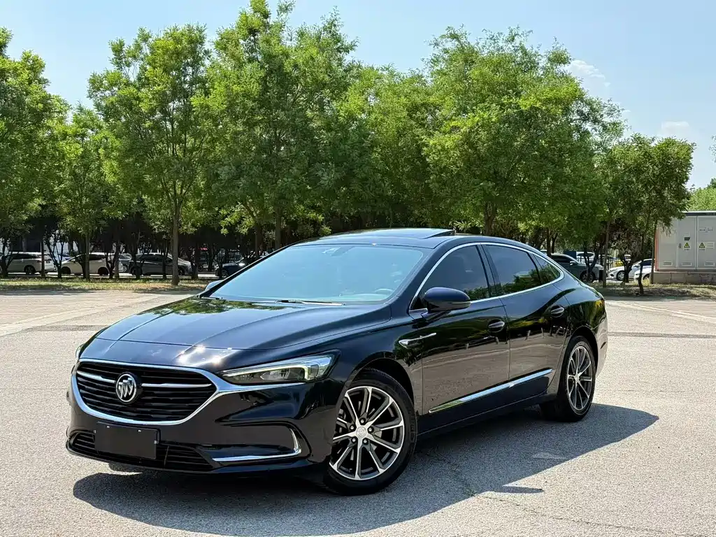 Buick LaCrosse 2020 — фото 1
