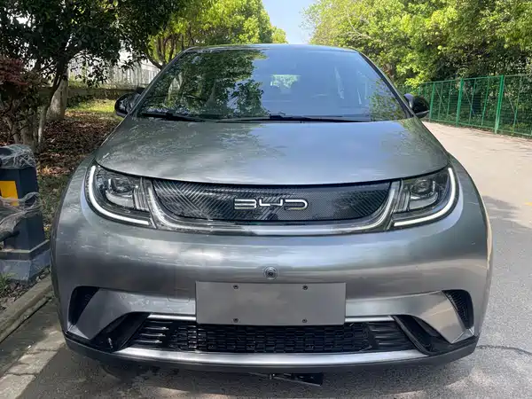 BYD Dolphin 2023