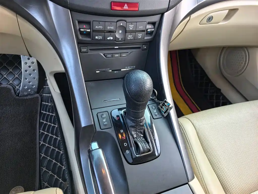 Honda Spirior 2013 — фото 17