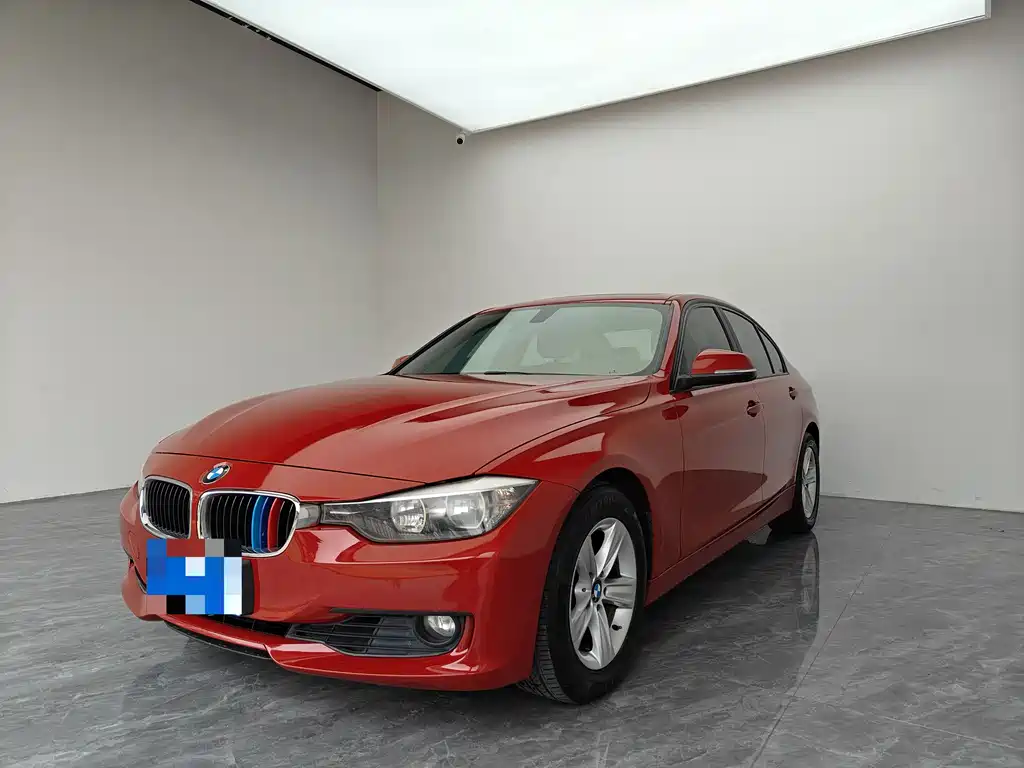 BMW 3 Series 2015 — фото 1