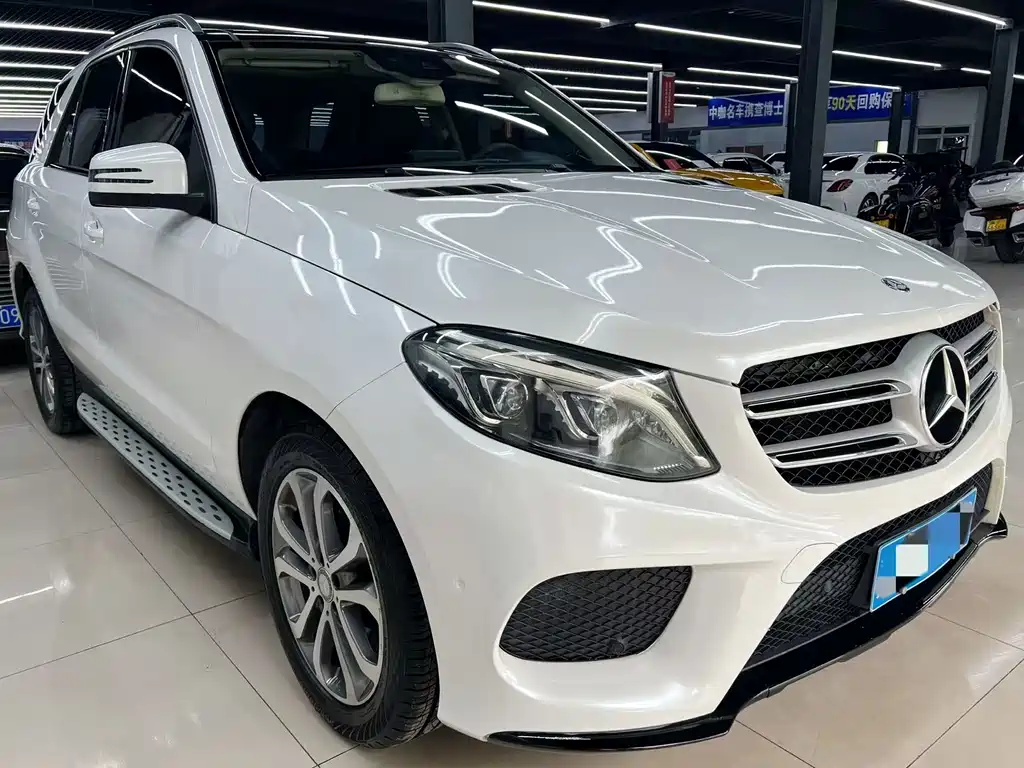 Mercedes-Benz GLE 2016 — фото 2