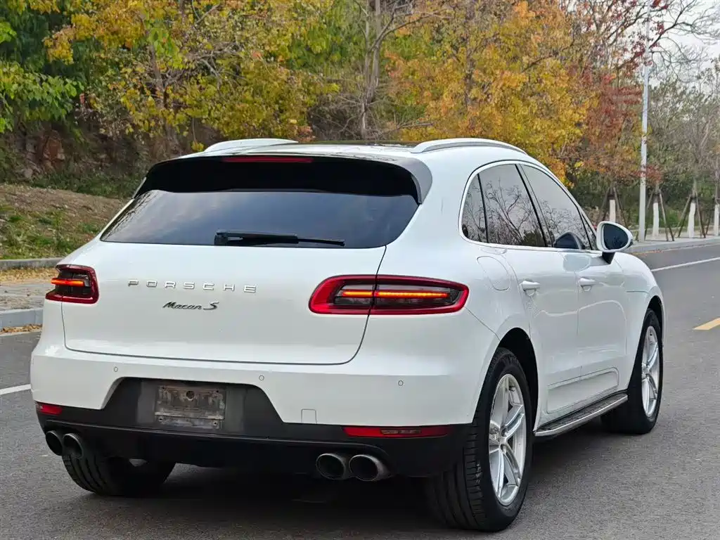 Porsche Macan 2016 — фото 8