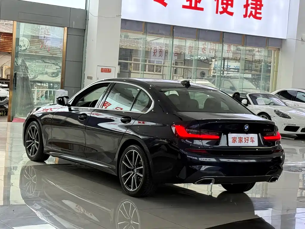 BMW 3 Series 2021 — фото 14