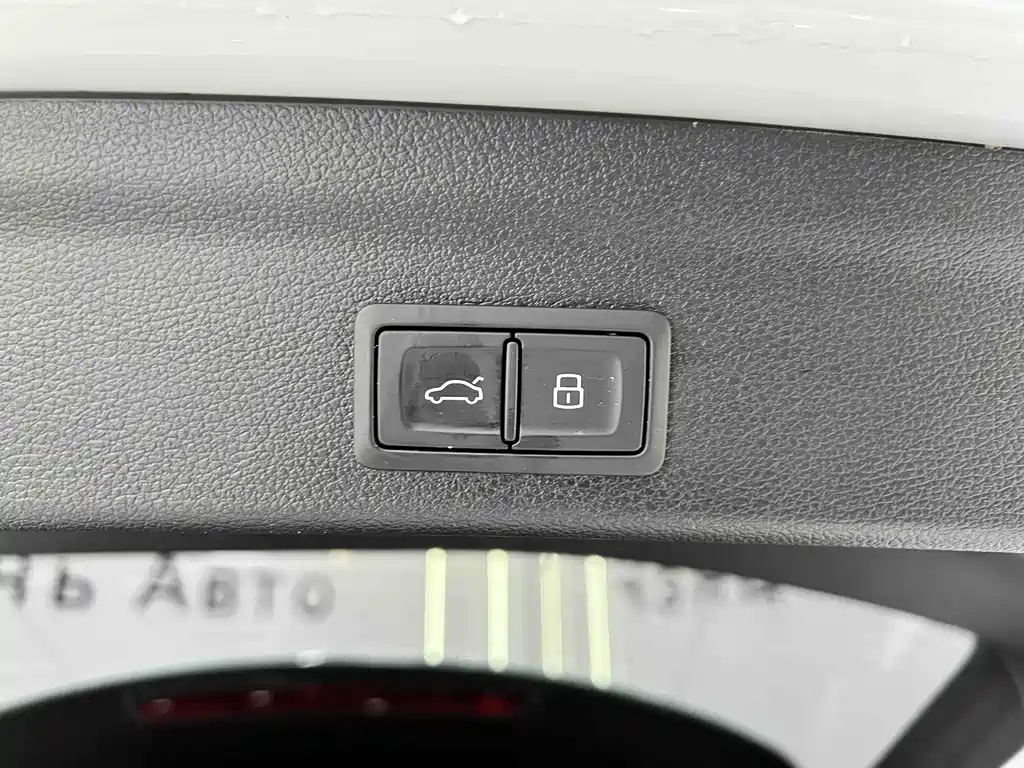 Audi Q3 2022 — фото 17