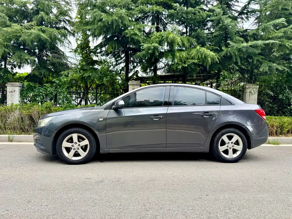 Chevrolet Cruze 2011