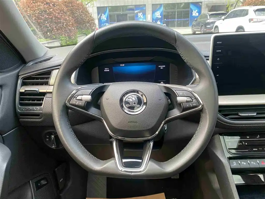 Skoda Kodiaq 2022 — фото 11