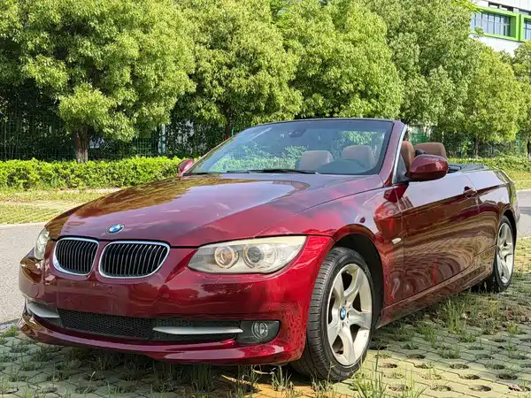 BMW 3 Series 2011