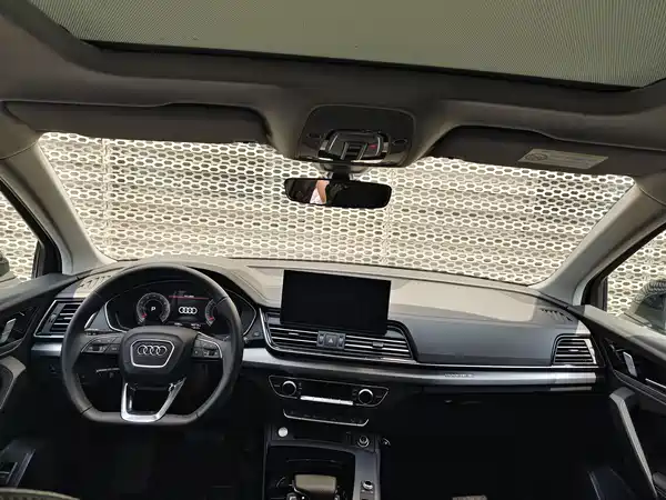 Audi Q5L 2025